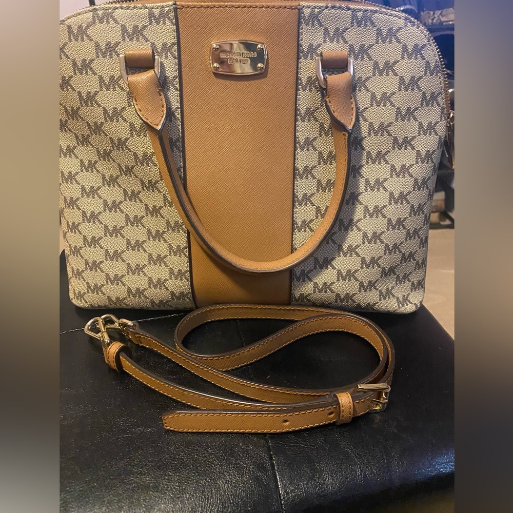 Michael Kors- 👜 Handbag